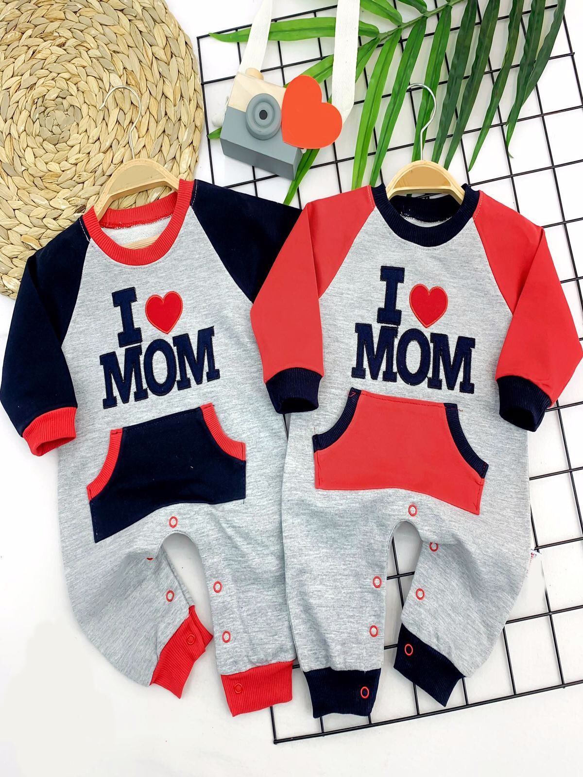 3-6-9-12 Ay I Love Mom Baskılı Cepli Kız Erkek Bebek Tulum